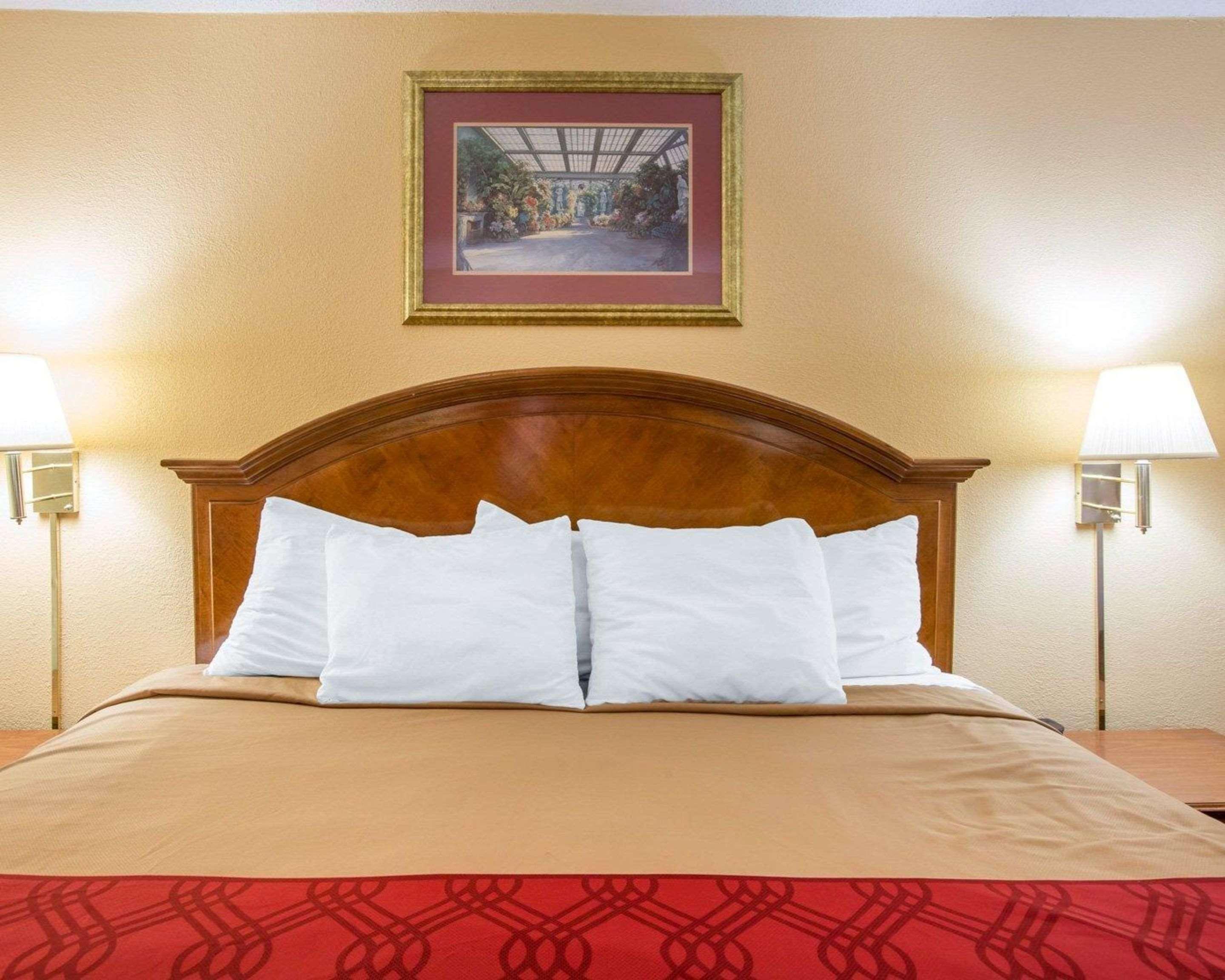 Econo Lodge Inn & Suites Macon Luaran gambar